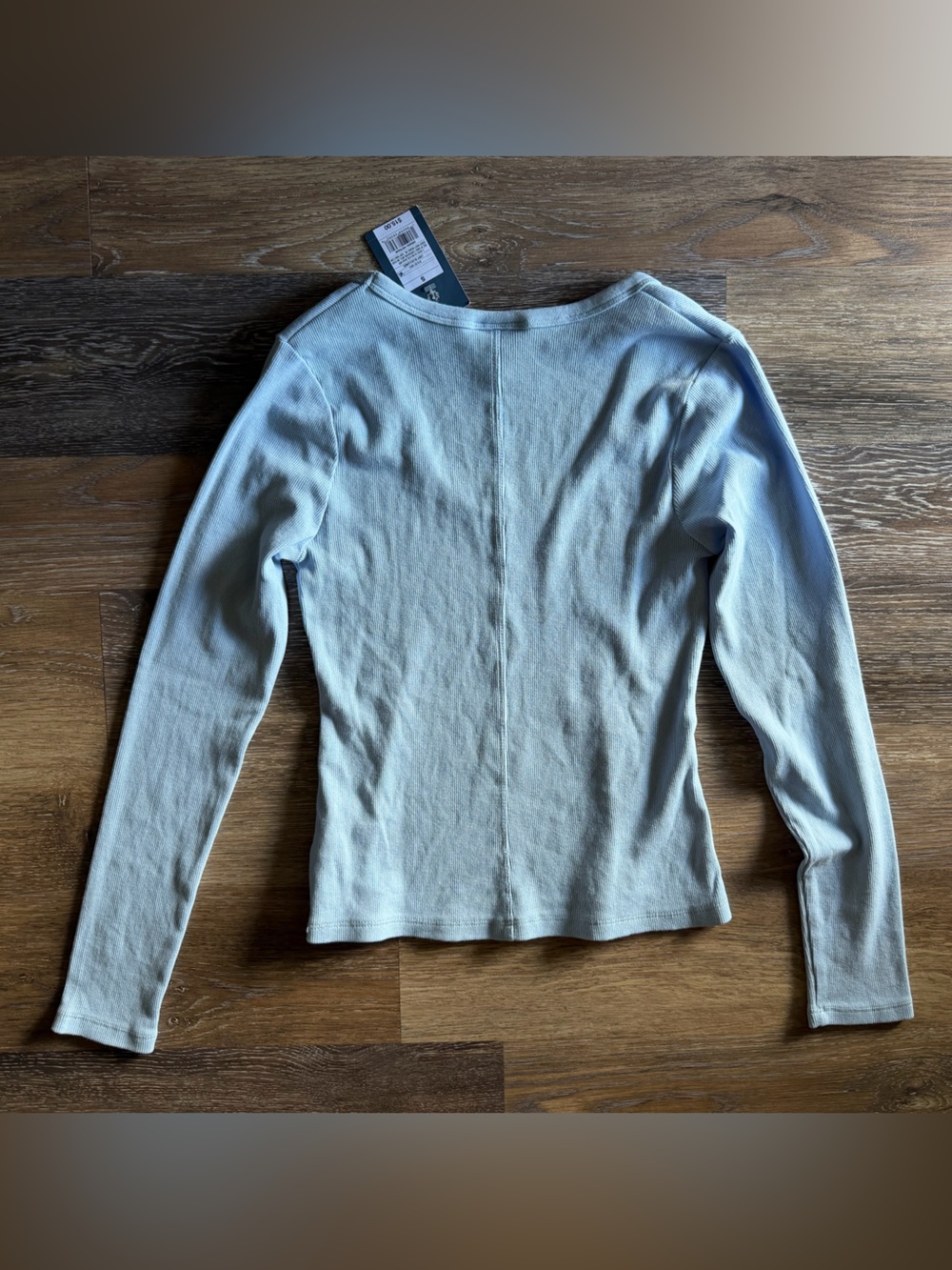 🩵 Universal Thread Fitted Ribbed Long Sleeve 🩵 - Picture 2 of 3